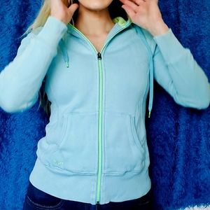 🍭 3 x $25 | ARITZIA / TNA Teal and Lime Green Zip Up Hoodie Sz. M *minor flaw*